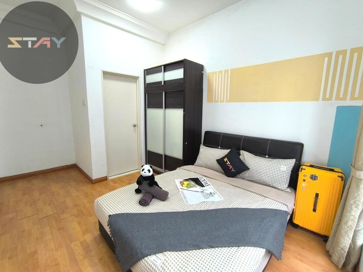 Platino Comfort 2bed Netflix Paradigm Mall By *