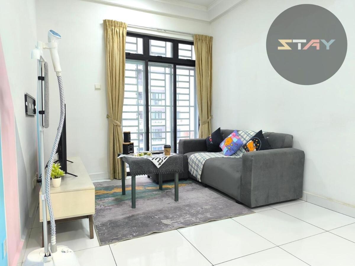 Platino Comfort 2bed Netflix Paradigm Mall By *